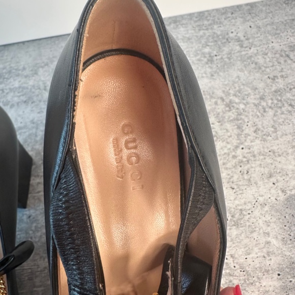 Gucci Bonny Bow crystal Chain Leather Pumps - Picture 8 of 10